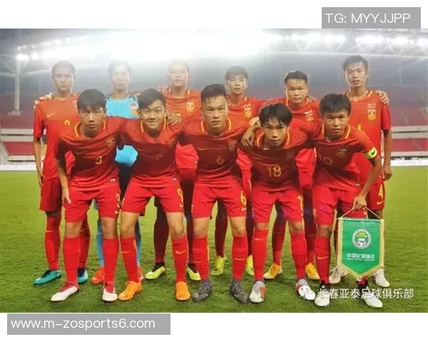 南京足球队奋勇争先展现拼搏精神助力城市文化发展与足球事业繁荣 南京足球队奋勇争先展现拼搏精神助力城市文化发展与足球事业繁荣